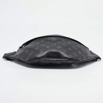 Louis Vuitton Discovery Messenger — Black