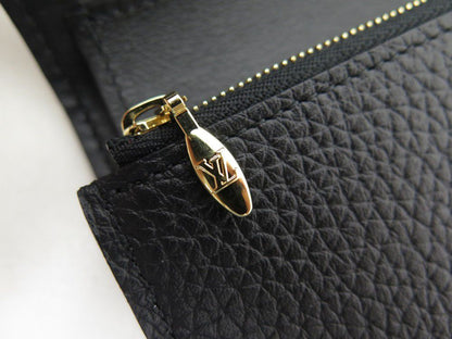 Louis Vuitton Capucines Compact Wallet