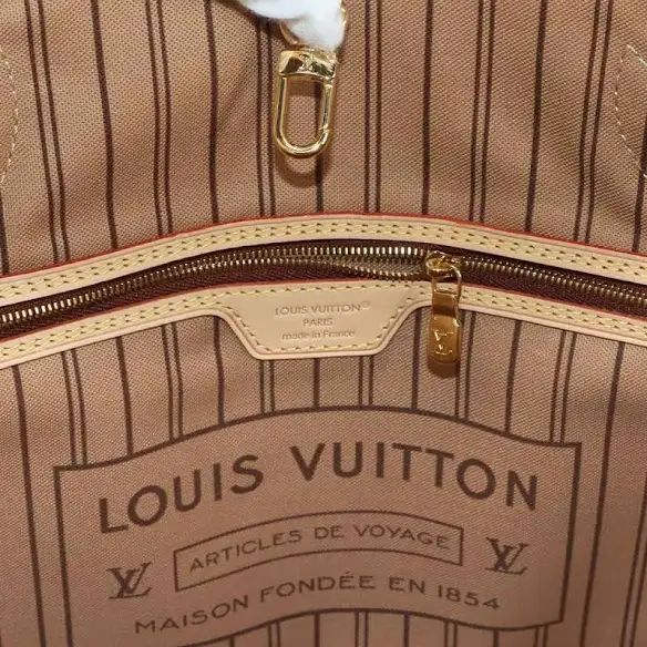 Louis Vuitton Neverfull MM Monogram