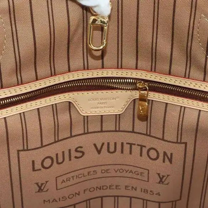 Louis Vuitton Neverfull MM Monogram