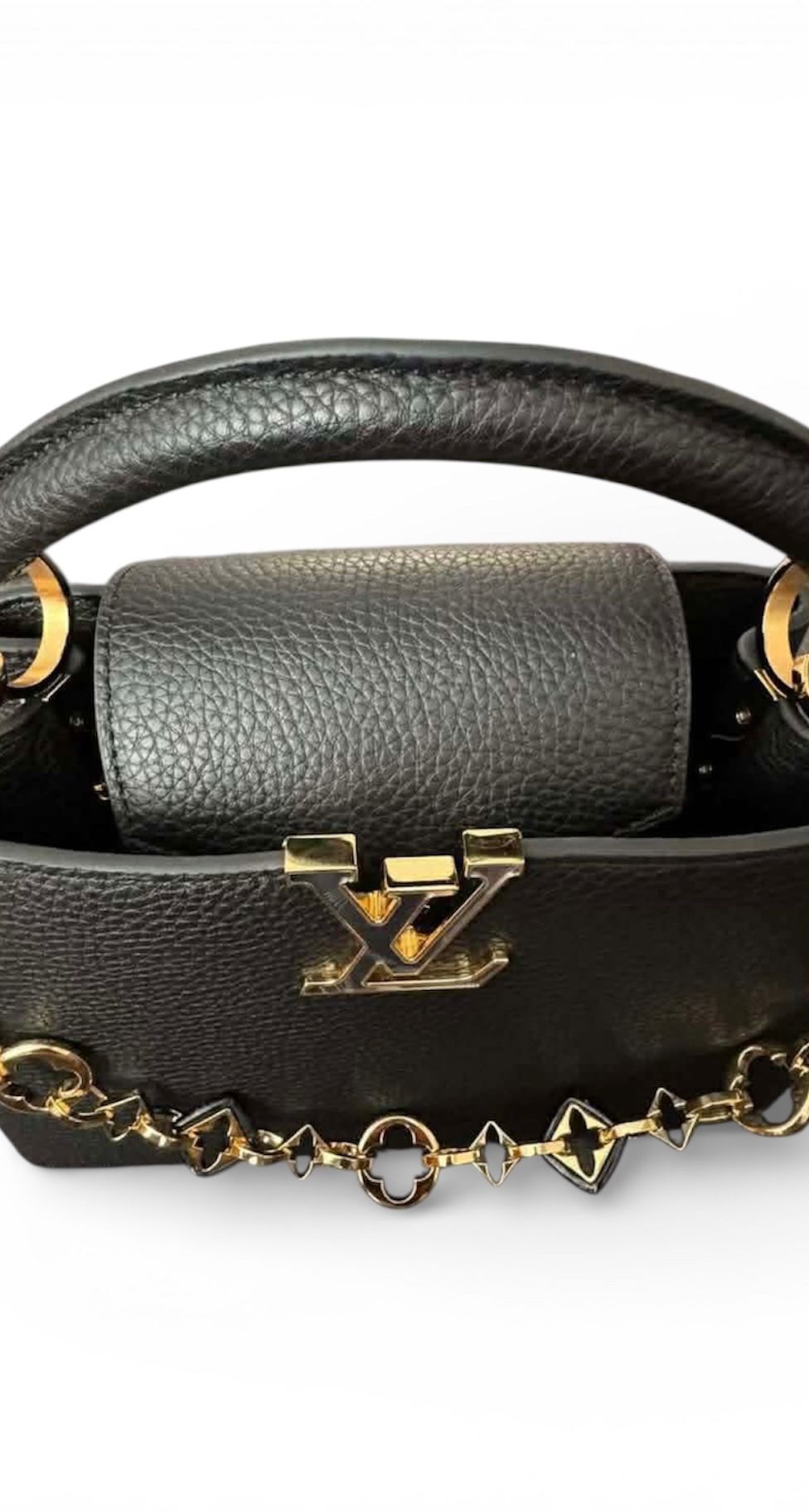 Louis Vuitton Capucines BB